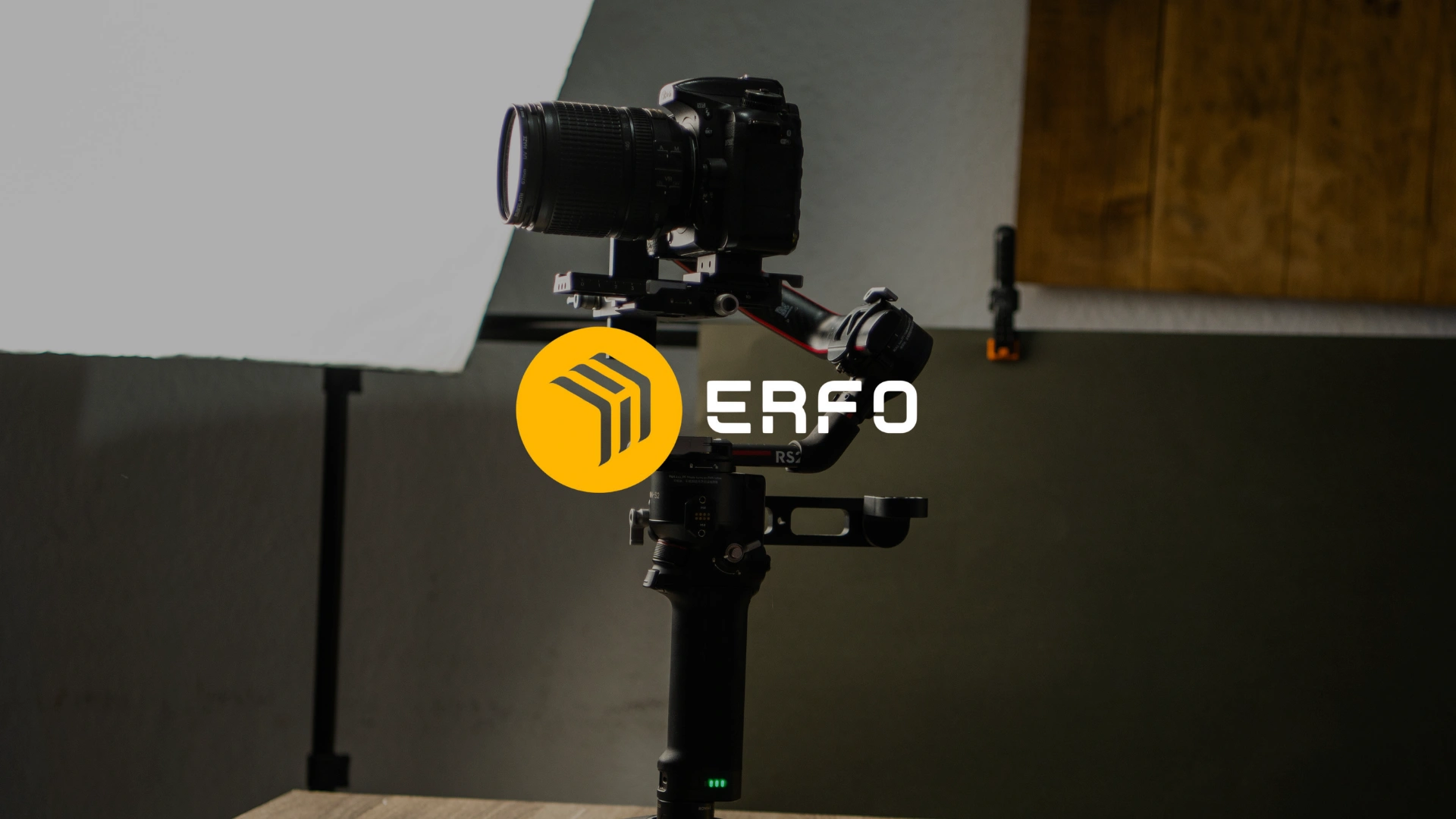 Perlu jasa pembuatan konten kampanye profesional? Erfo solusinya! Dapatkan video yang kuat untuk kampanye politik, CSR, atau produk Anda.